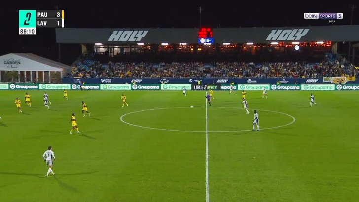 Pau FC 3-2 Laval — Trevis Dàgo 90'