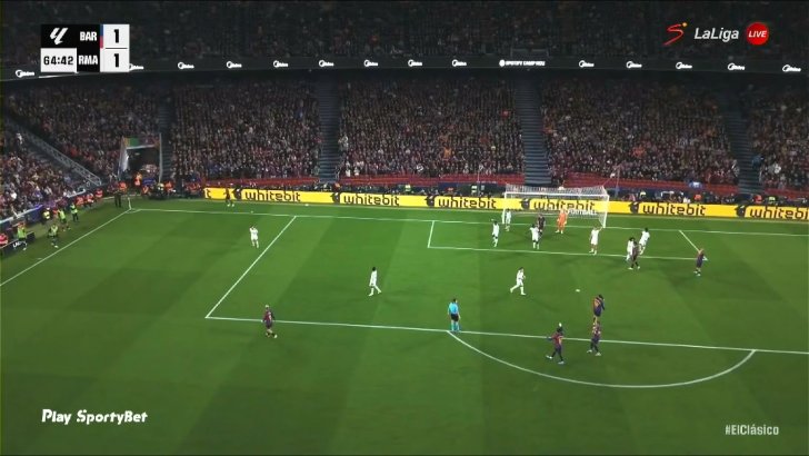 Andriy Lunin save against Barcelona 65'