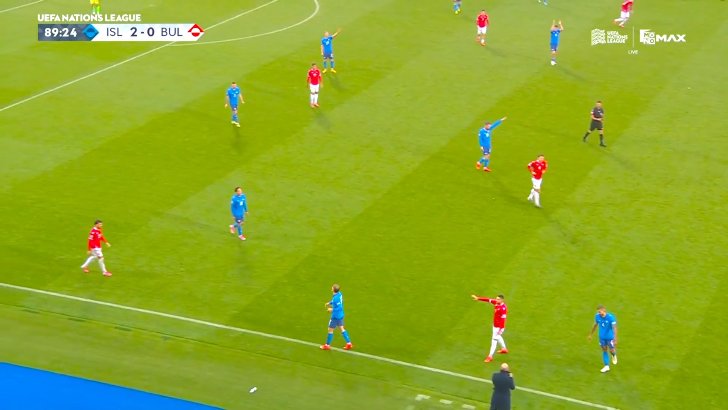 Iceland 3-0 Bulgaria — Mikael Egill Ellertsson 90'